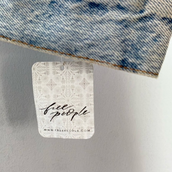 NWT We The Free People Jolene Trucker Denim Jean Jacket in Tennessee River S - Picture 11 of 16